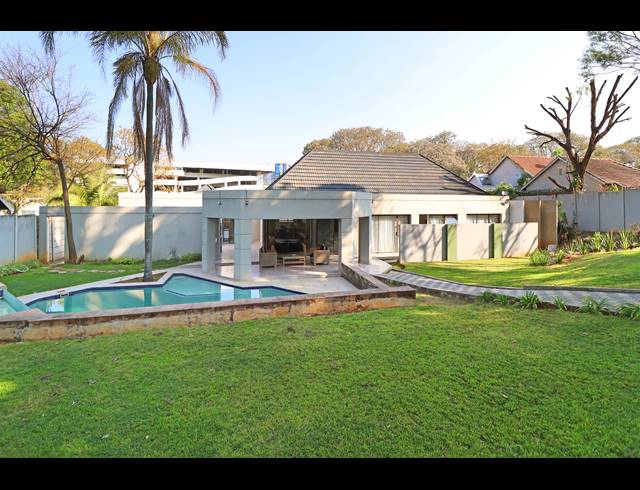 5 BEDROOM HOUSE TO LET IN WINSTON RIDGE